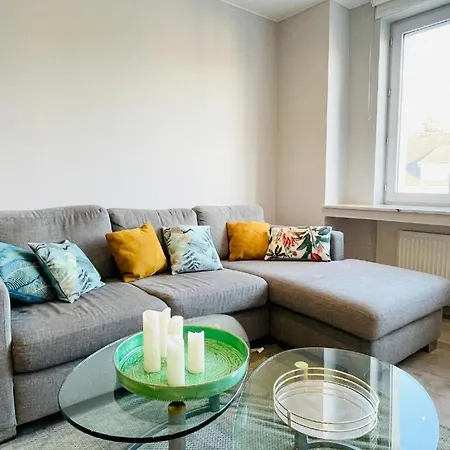 Spacious 3 Bedrooms W Parking In Limpertsberg