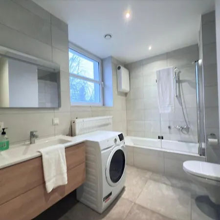 Spacious 3 Bedrooms W Parking In Limpertsberg Apartament Luksemburg