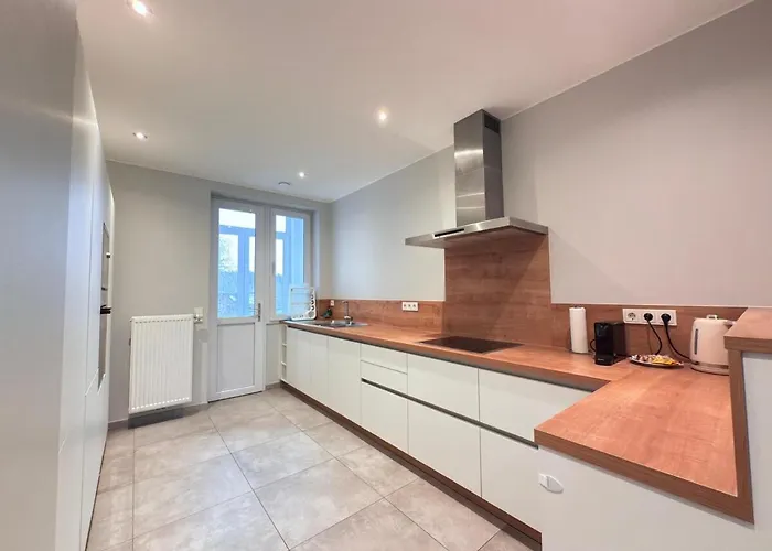 Daire Spacious 3 Bedrooms W Parking In Limpertsberg Lüksemburg